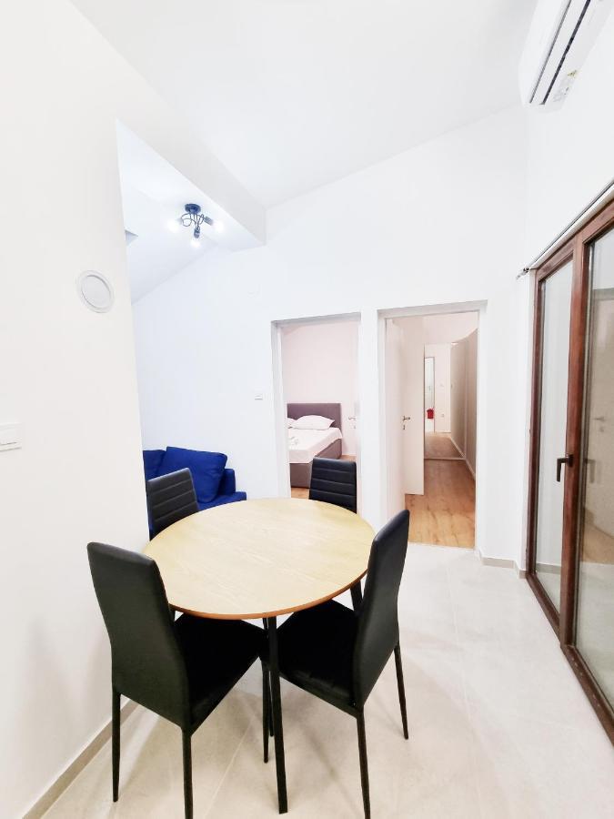 Apartment Paradiso Arx *