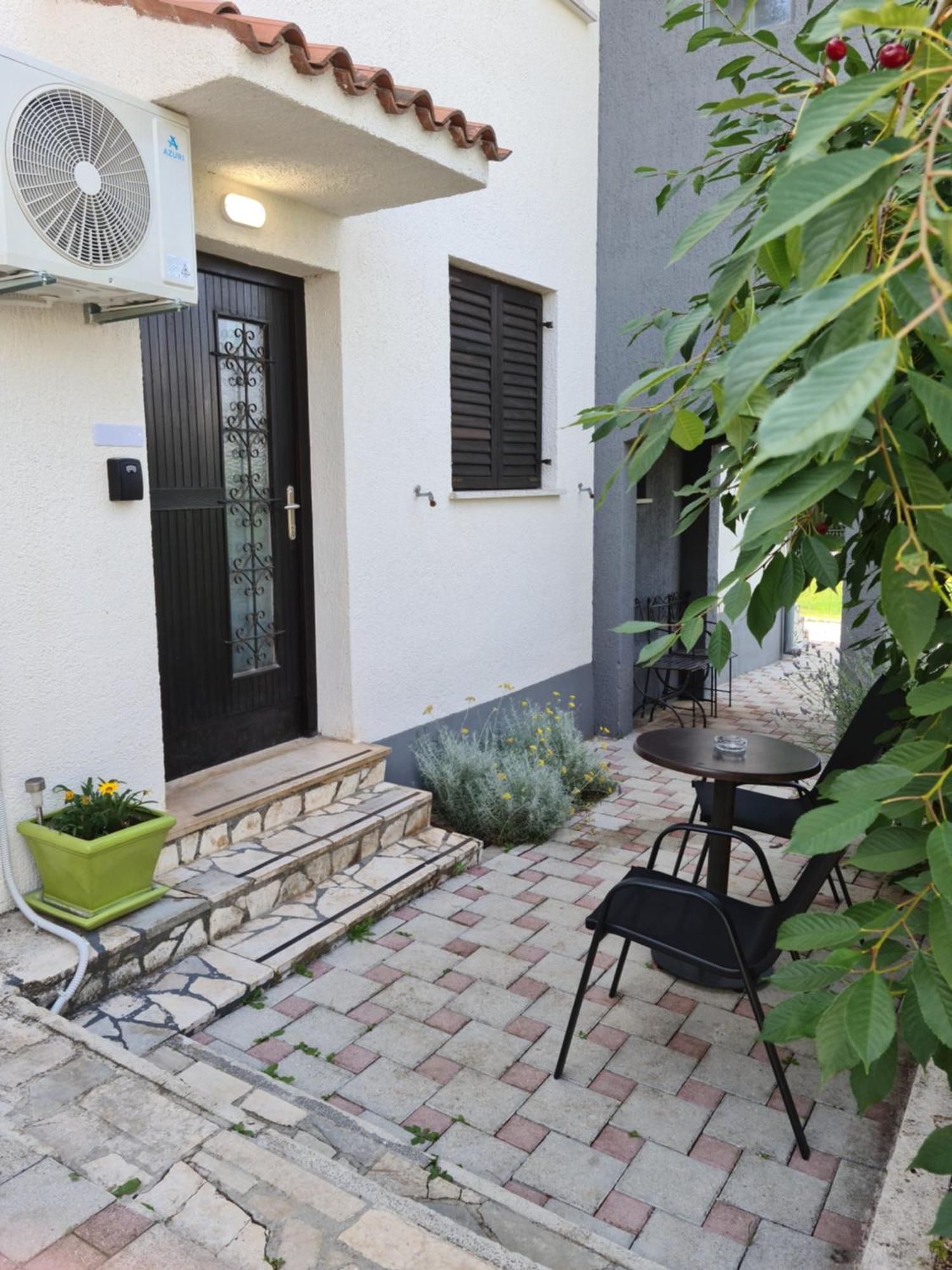 Paradiso Arx Appartement Pula