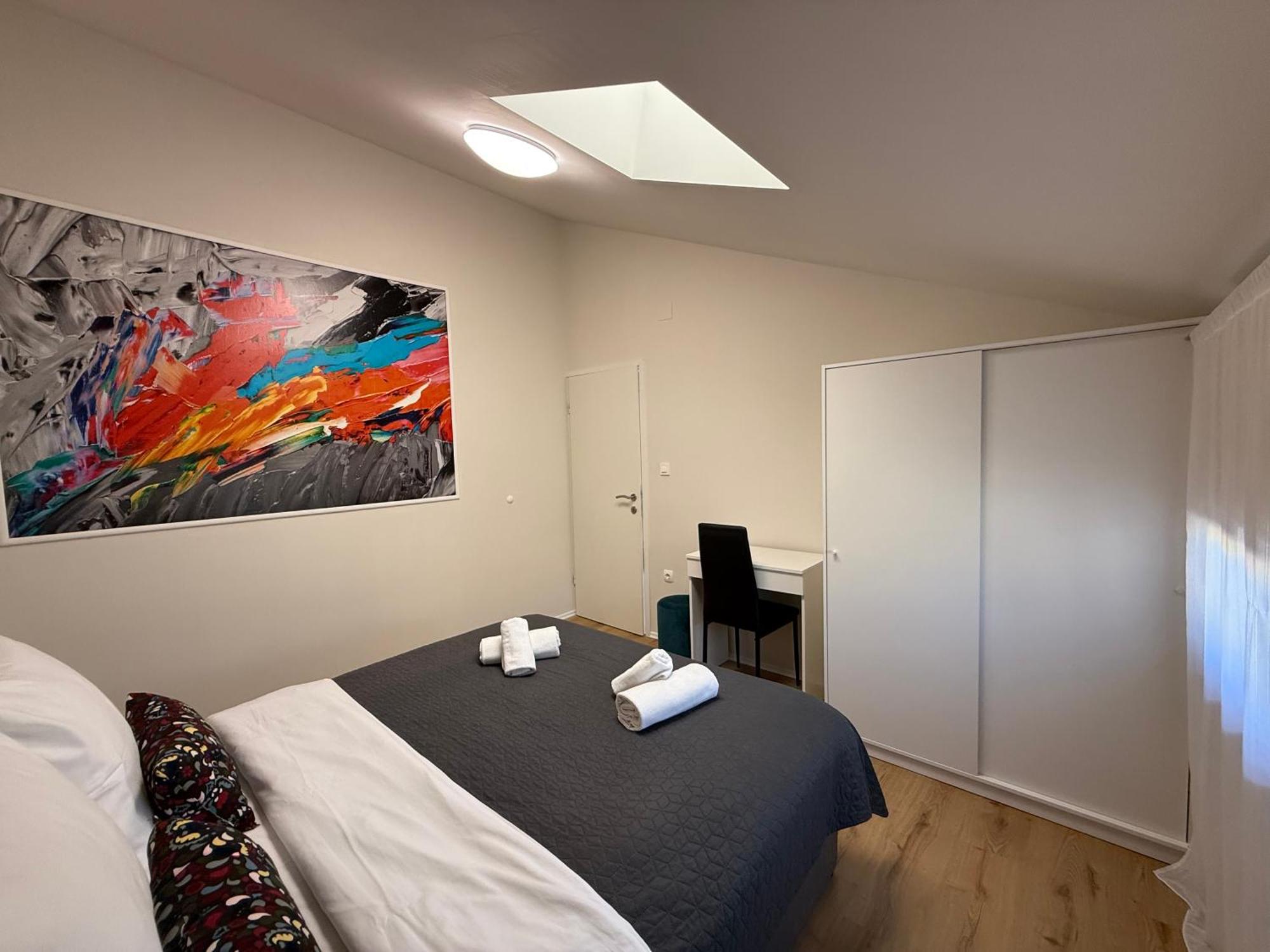 Paradiso Arx Apartment *
